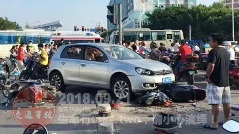 中国交通事故合集20180921:每天10分钟国内车祸实例,助你提高安全意识!